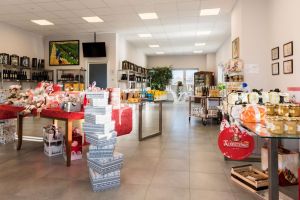 Shop - Cantina Vallebelbo
